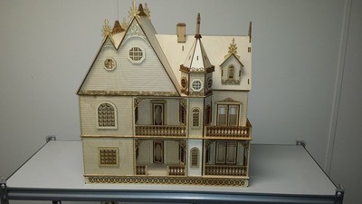 Jasmine Gothic Victorian 1:24 with French Doors