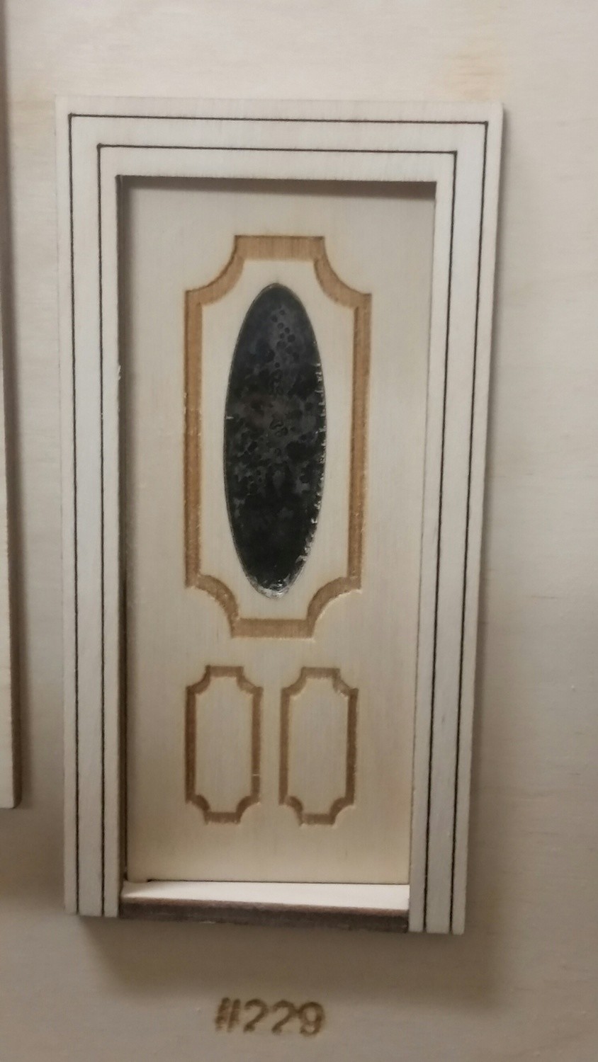 Traditional Oval 3 panel Exterior Door 1:24 scale