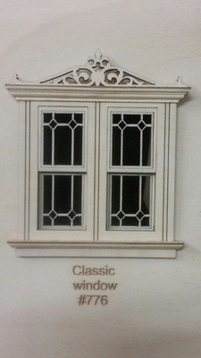 Classic w/ header working Double window/Classic pane style 1:24 scale