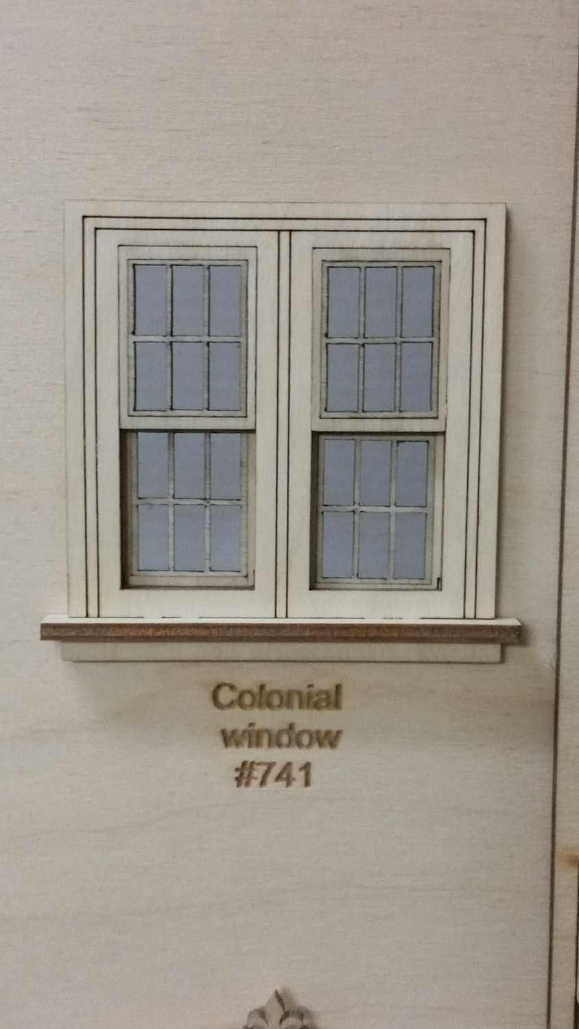 Traditional working Double window/ colonial pane style 1:24 scale