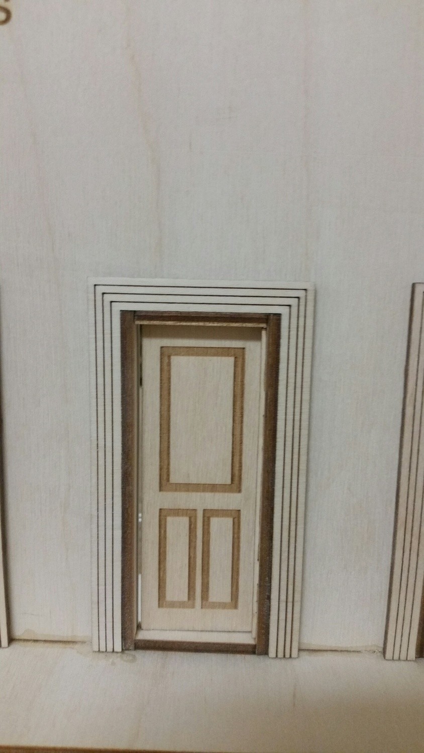 Traditional 3 panel interior door 1:24 scale
