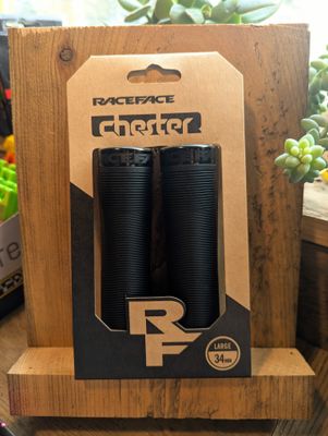 RaceFace Chester Grips Lock-On noir 34mm