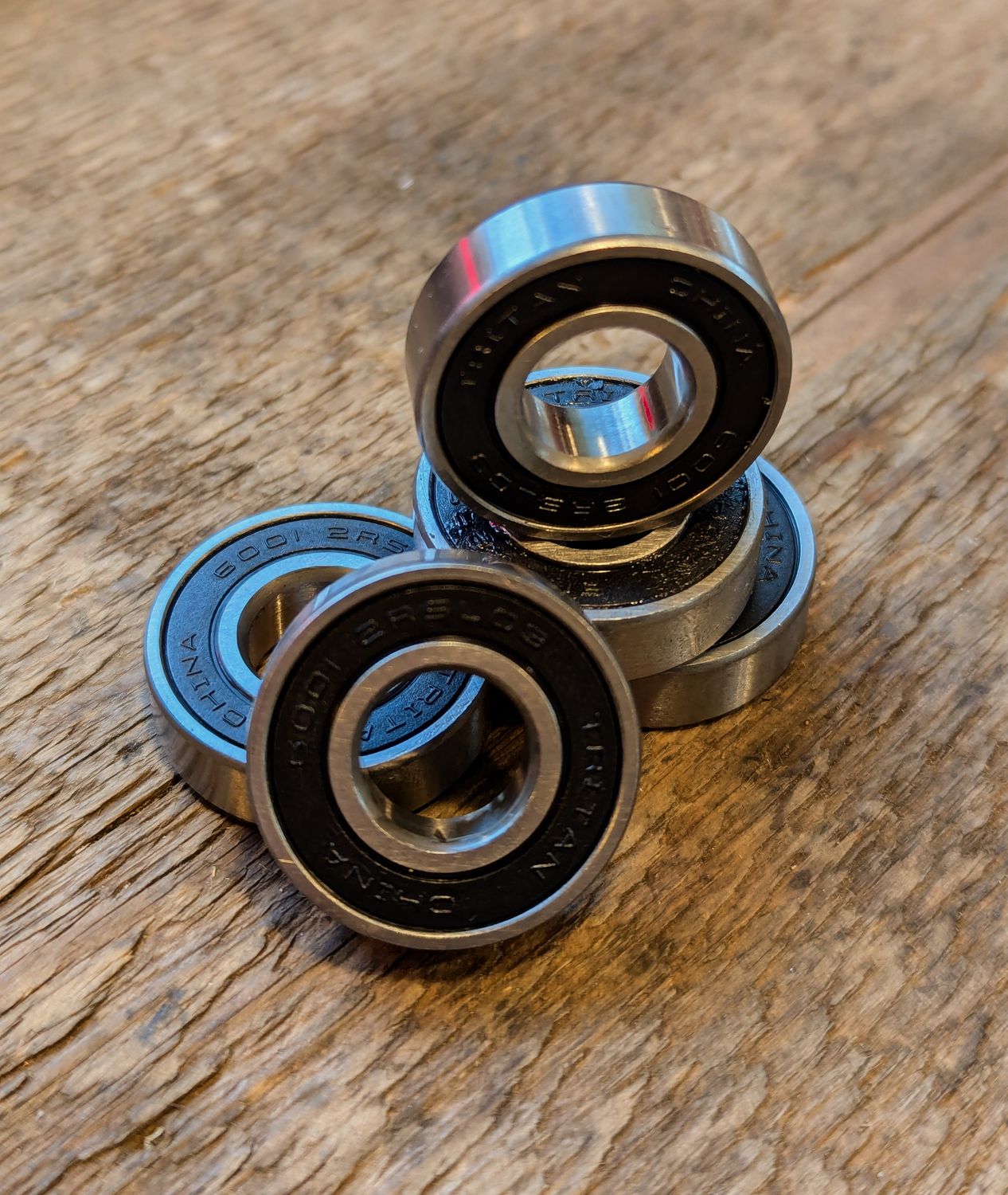 Bearings scellés 6001 RS