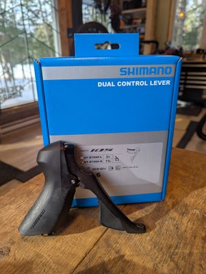 Levier combiné Shimano 105 ST-R7000 11v noir