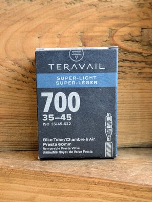 Chambre à air Teravail Super-Léger 700 x 35-45 60mm Valve Presta