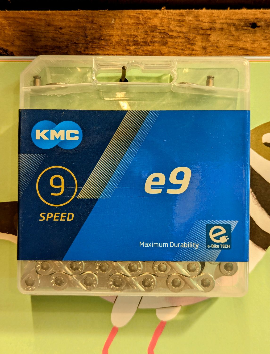 Chaîne KMC e9 EPT 9v 136 mailles EPT gris