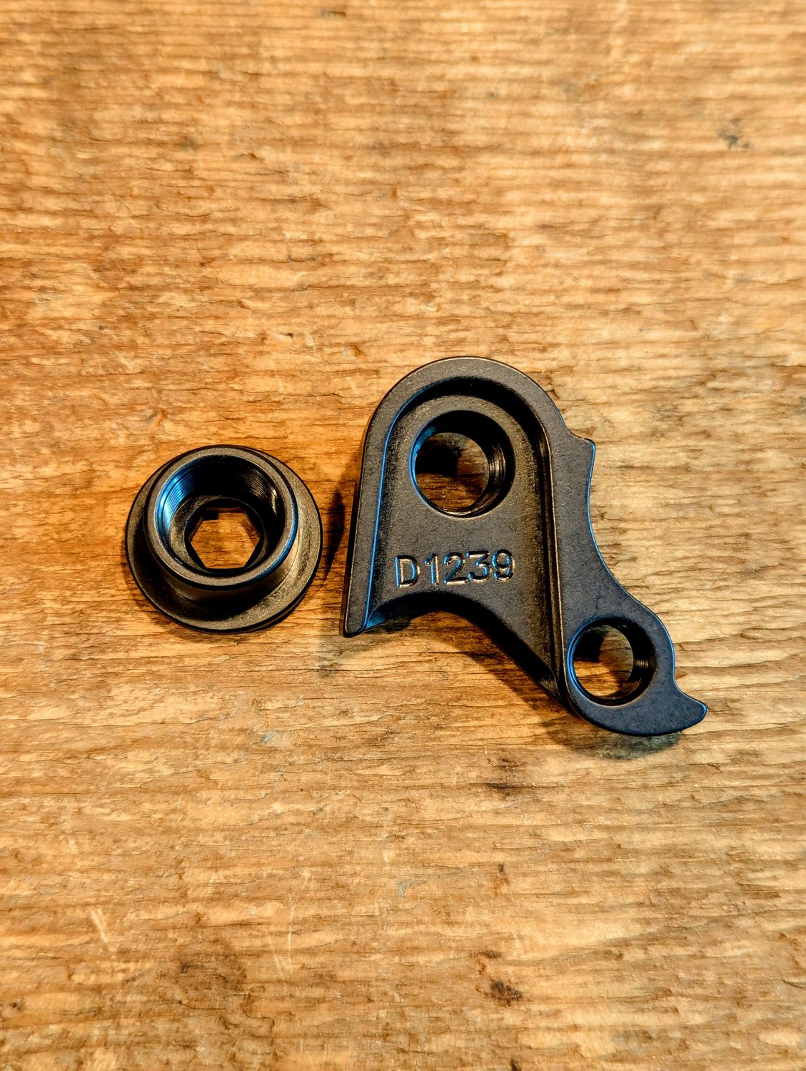 Patte de dérailleur D1239 p1.5