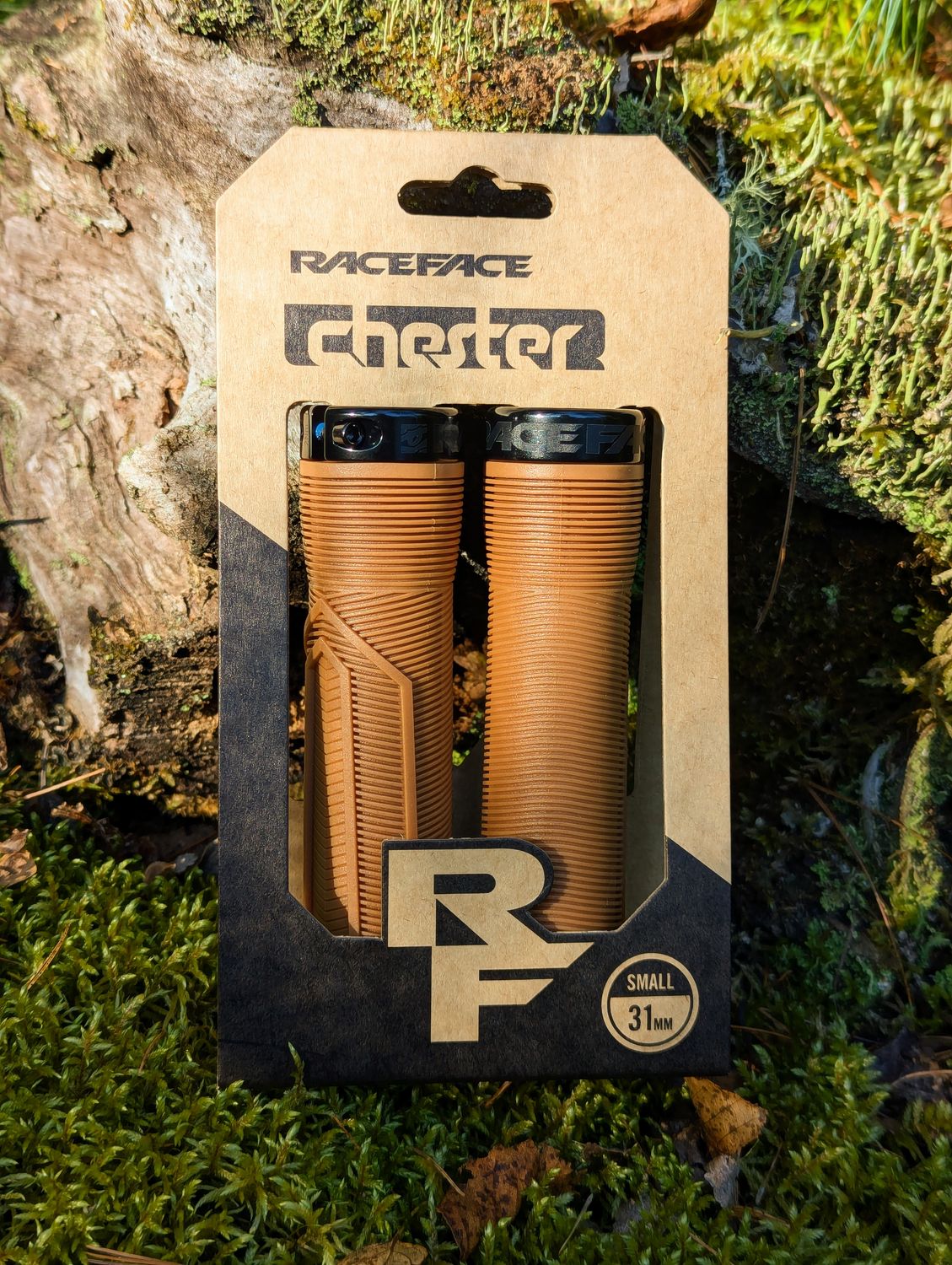 RaceFace Chester Grips Lock-On noir/gum 31mm
