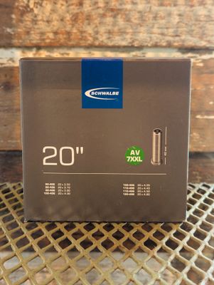 Chambre à air Schwalbe  FAT 20x3.7-4.80 schrader 40mm