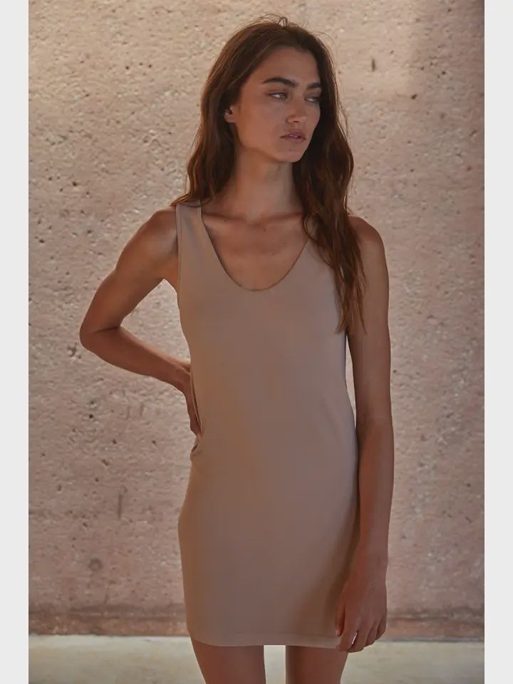 Seamless U&amp;V-Neck Reversible Tank Dress, Color: Sand, Size: S/M