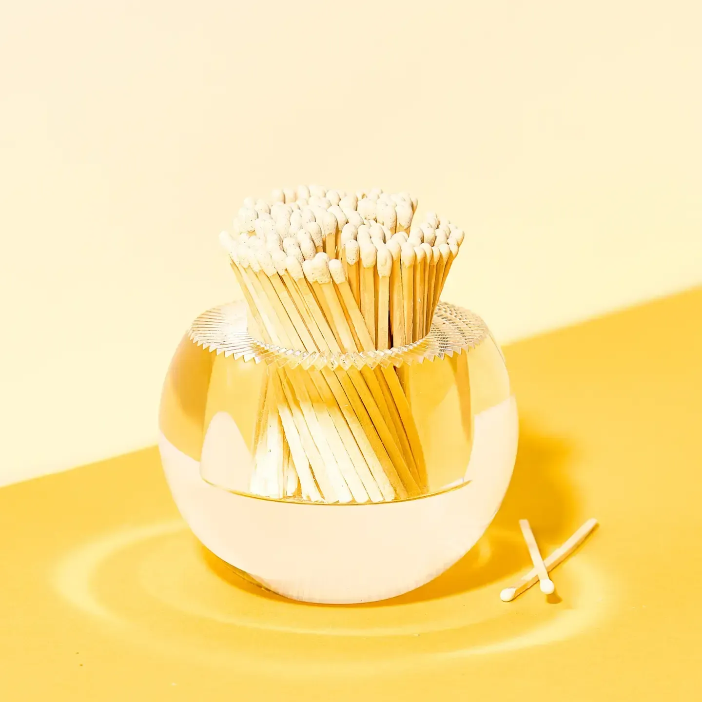 Tart Match Striker White Matches