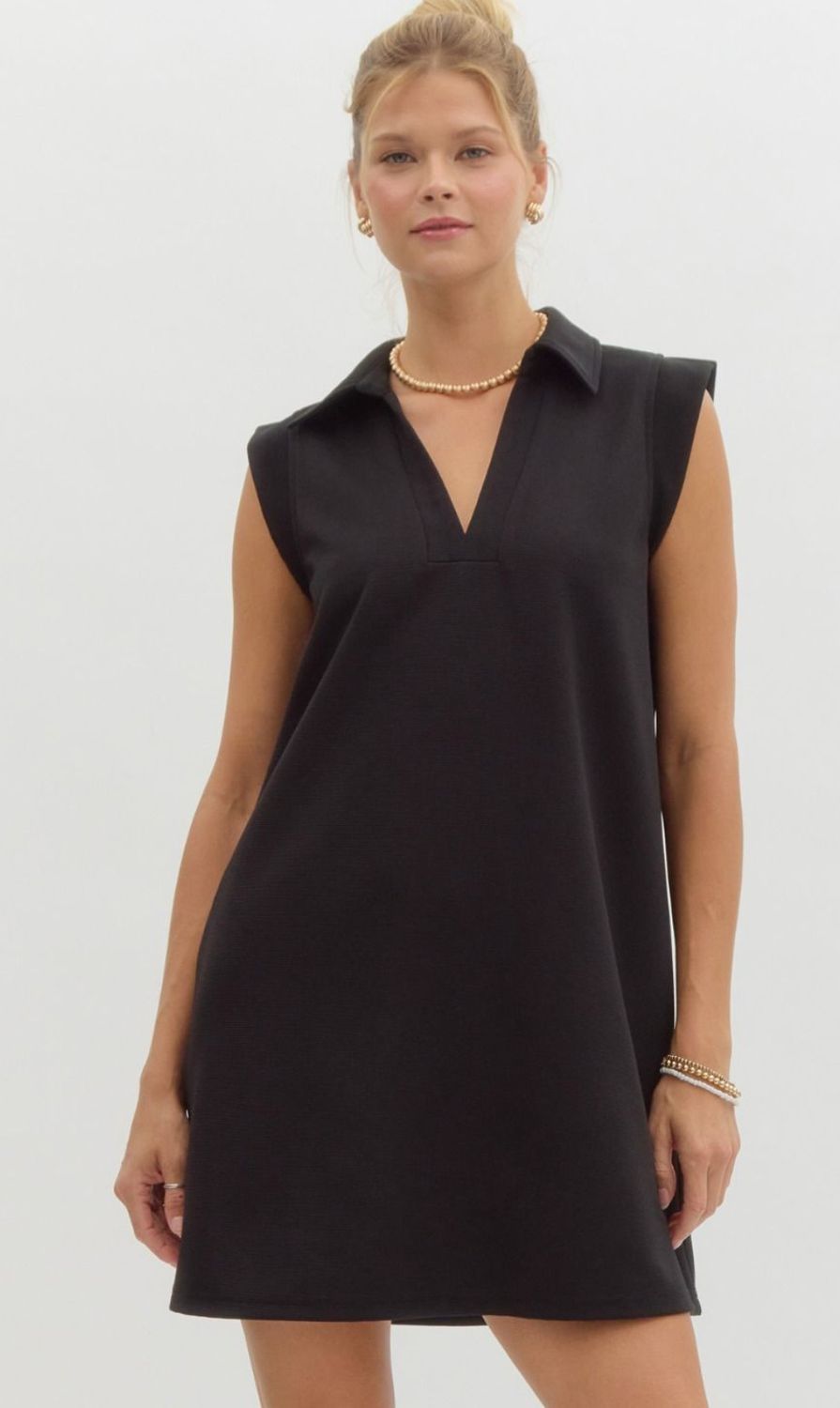 15925 Black Shift Dress