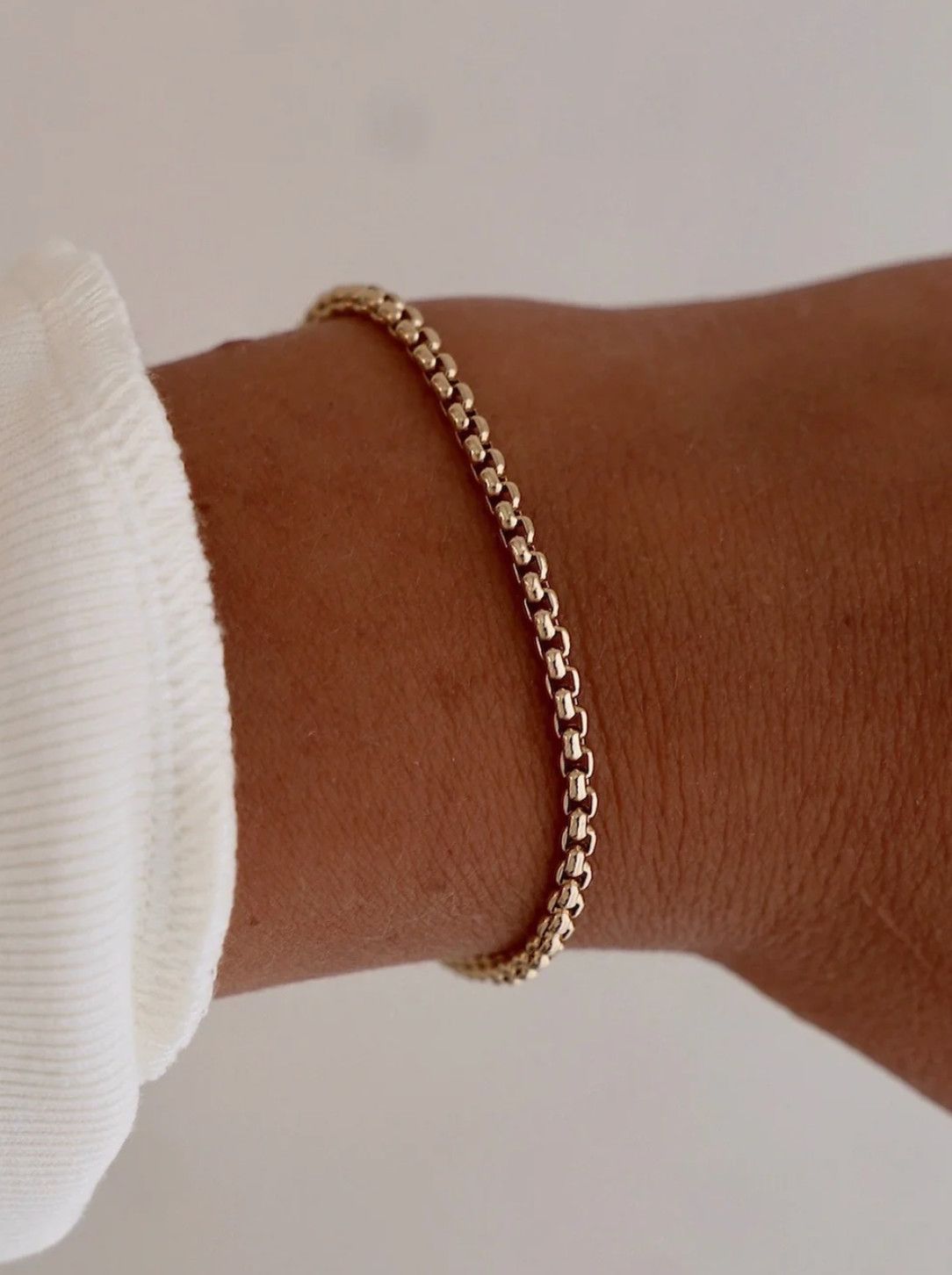 Holland Round Box Chain Bracelet