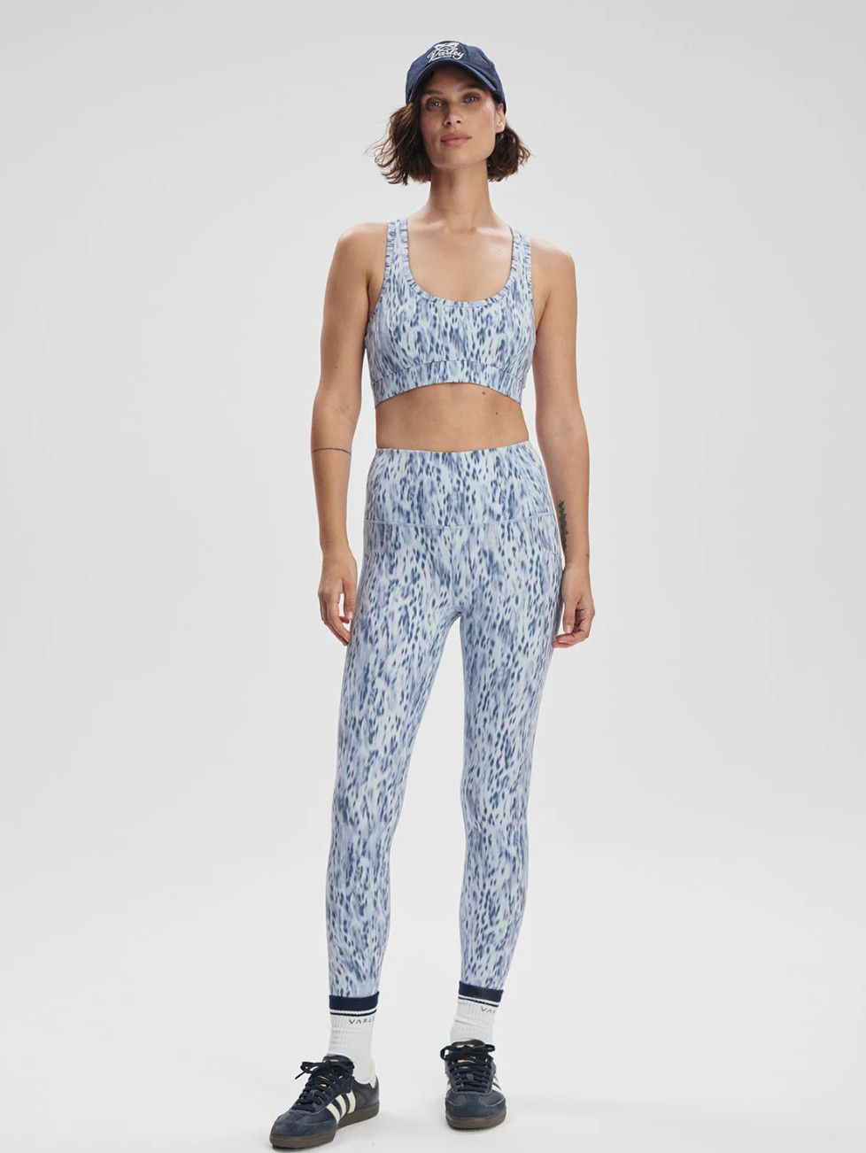 Move High Legging 27&quot; Chambray Leopard