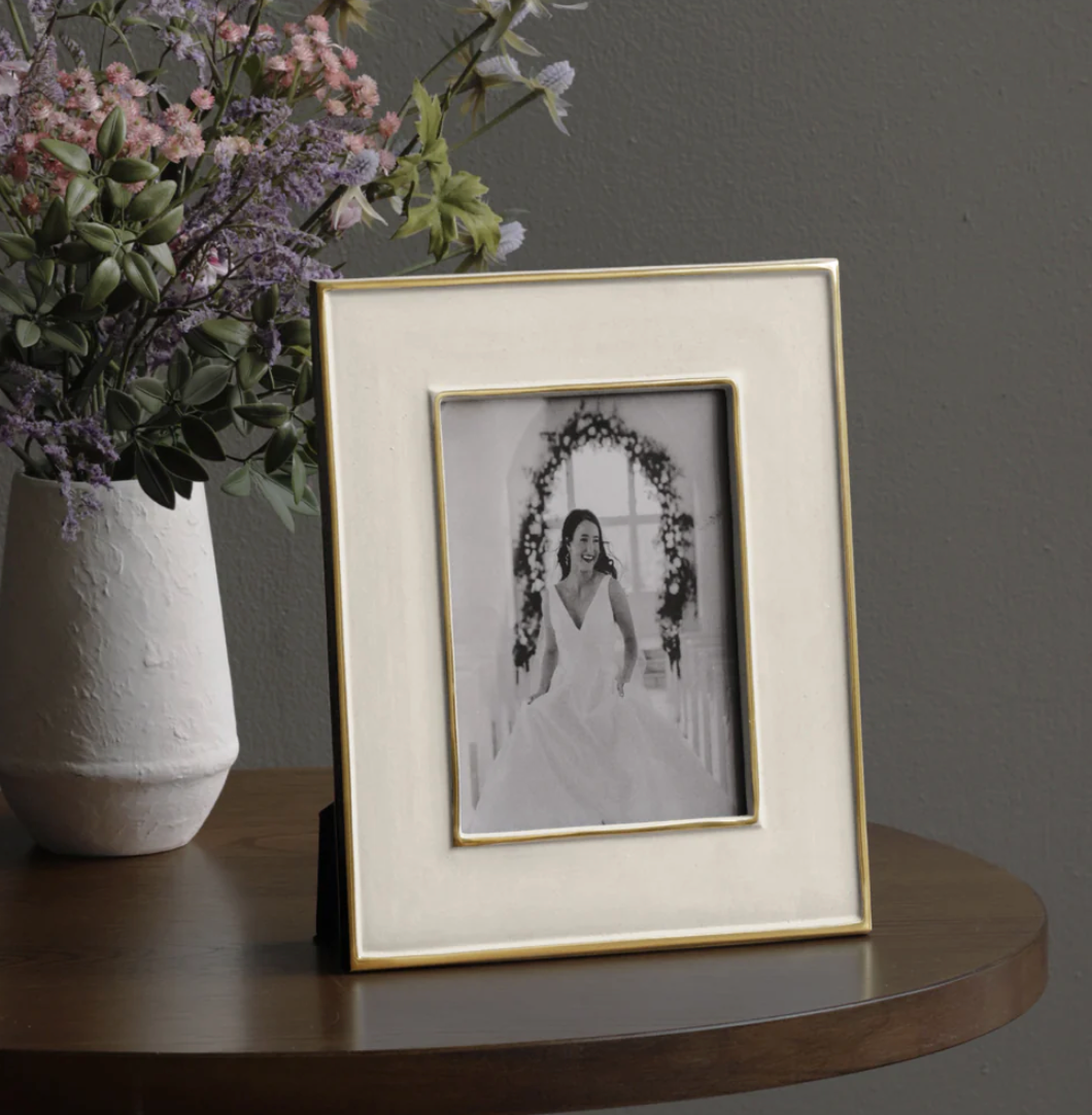 BB Encanto Frame Jason- 4x6 Cream
