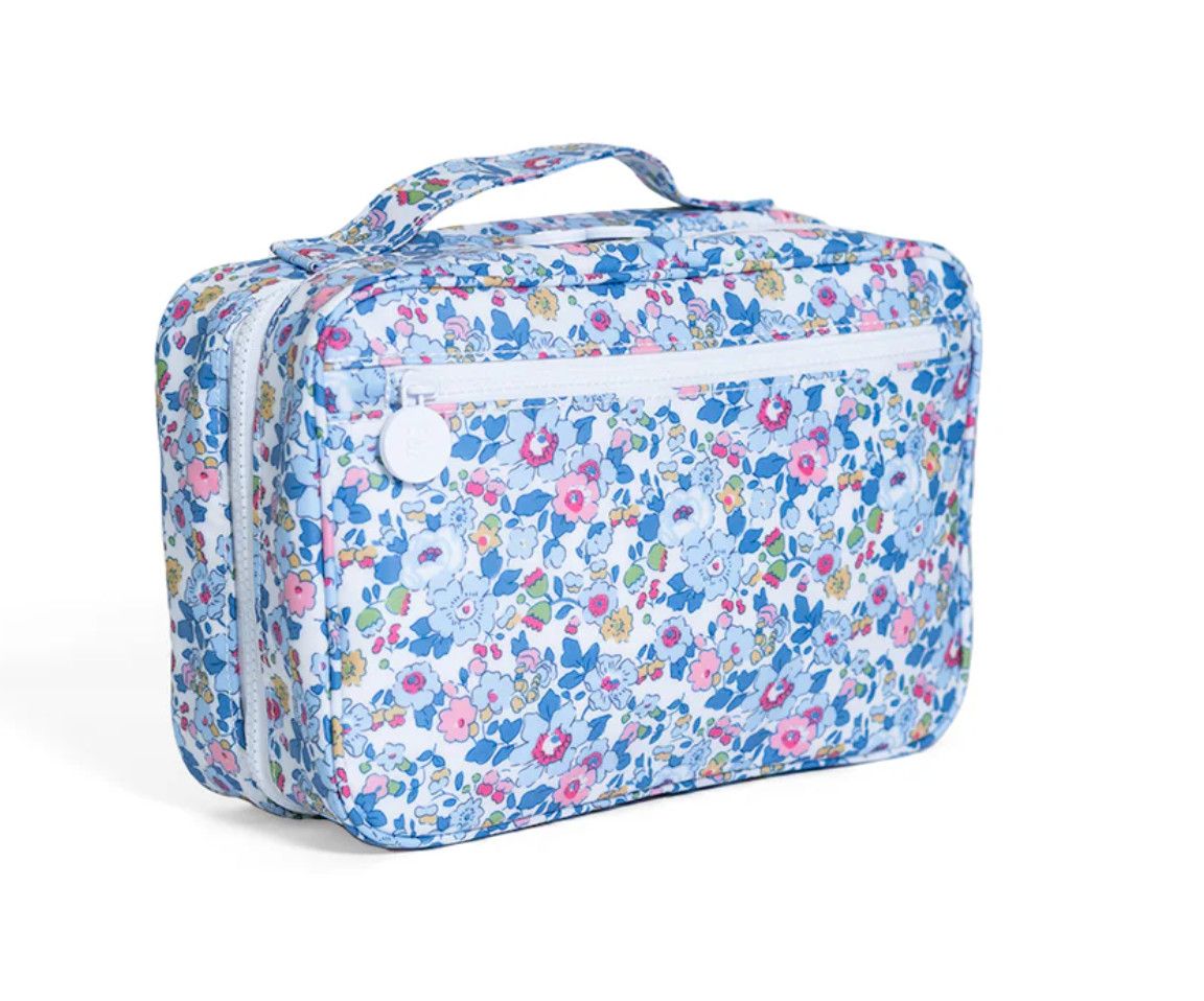 Bundle Up2 Hanging Toiletry Bag- Bridgehampton Floral