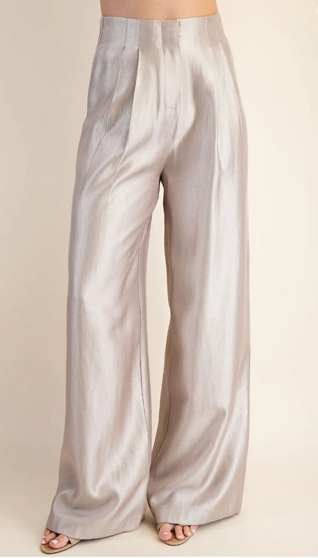 High Waist Wide Leg Pant in Champagne