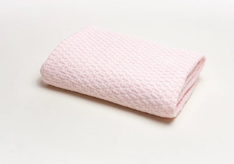 LG 46x36 Stonewashed Basket Weave Blanket Pink