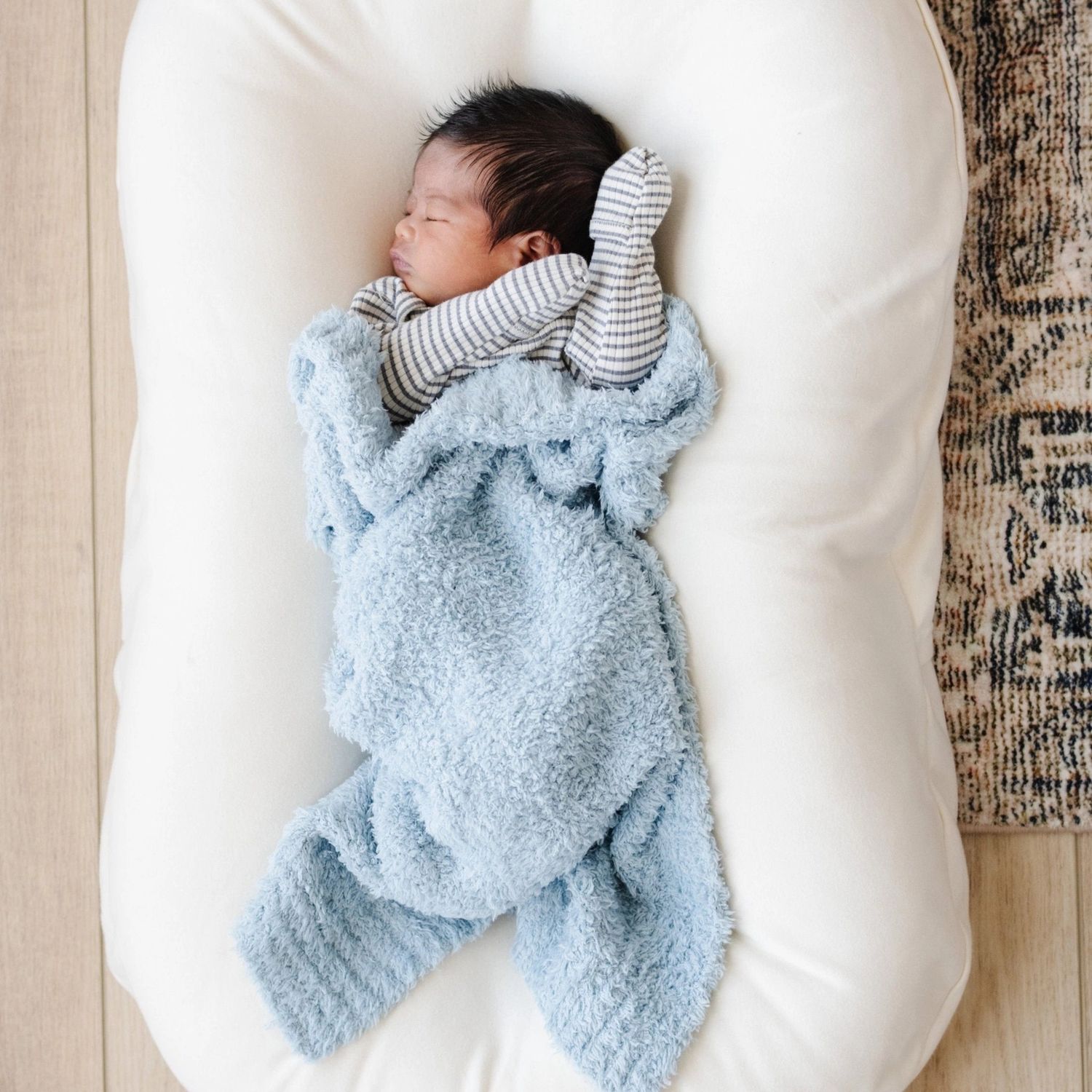 Bamboni Mini Blankets- Light Blue