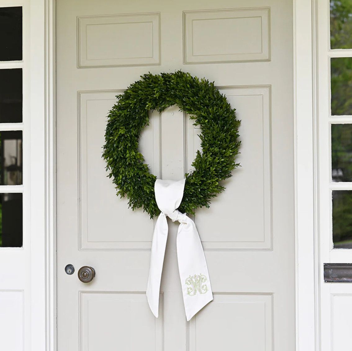 24" Round Boxwood Wreath