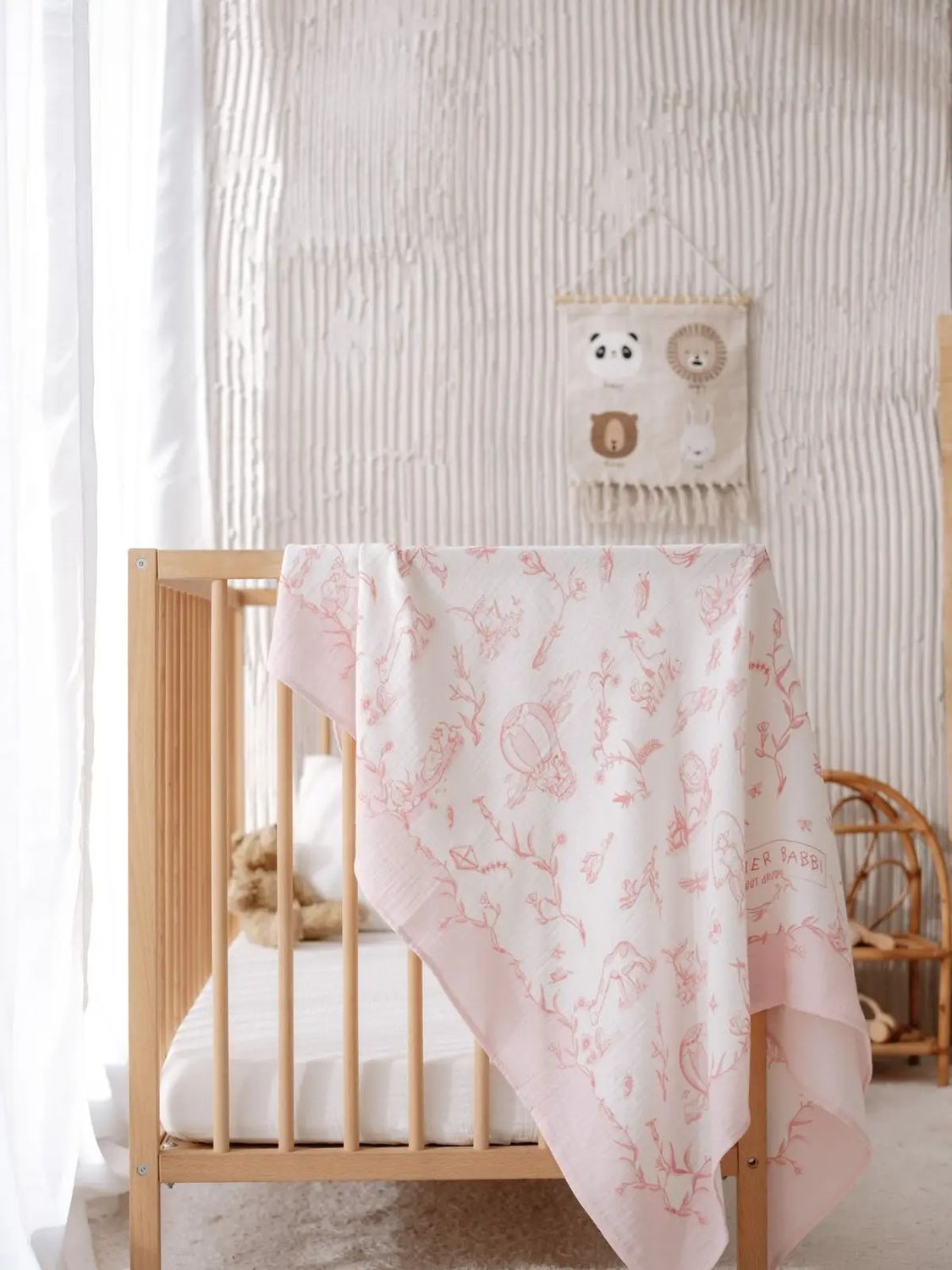 Double-Layered Muslin Blanket- Toile de Jouy Pink