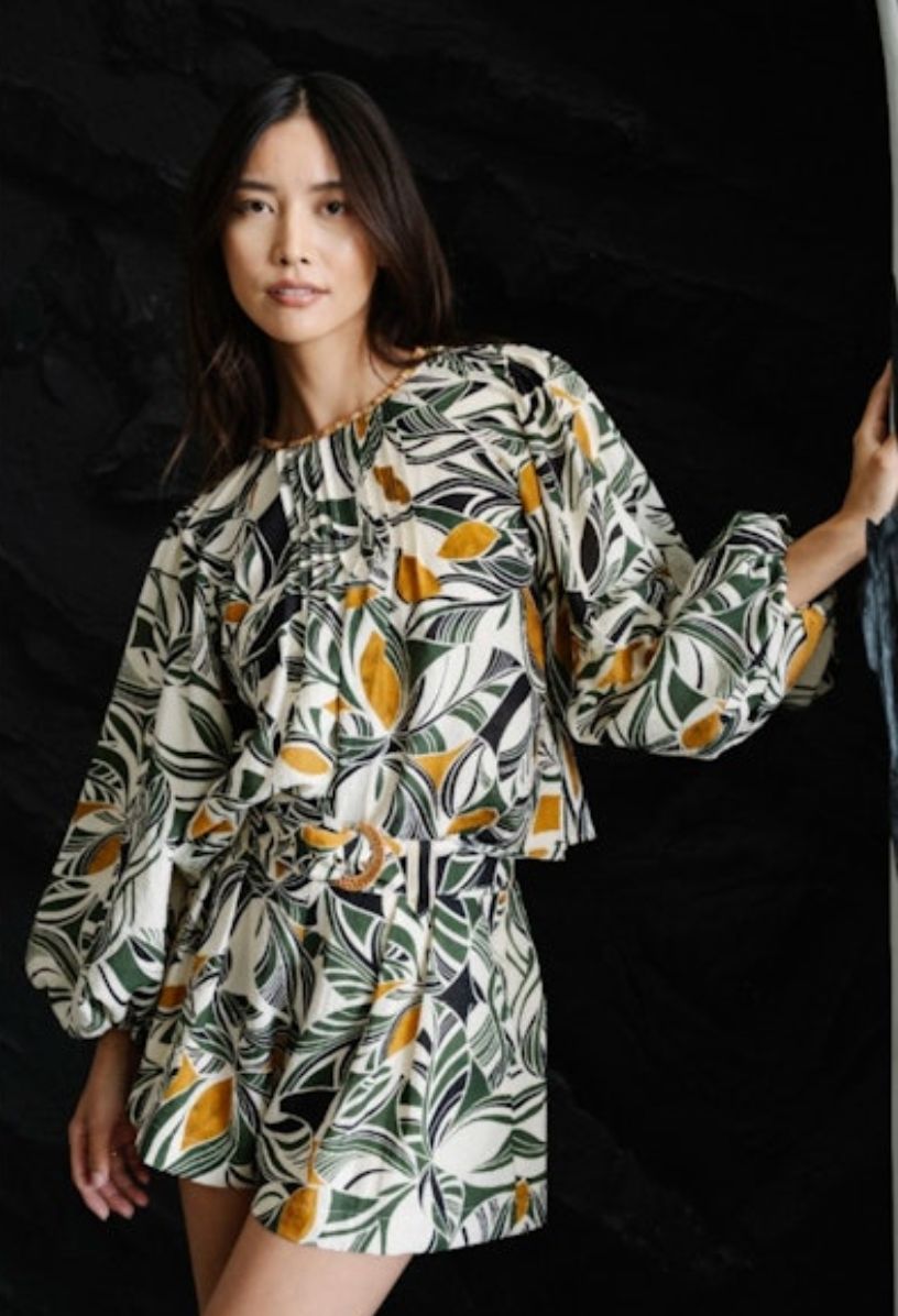 Faye Leaf Print Belted Shorts