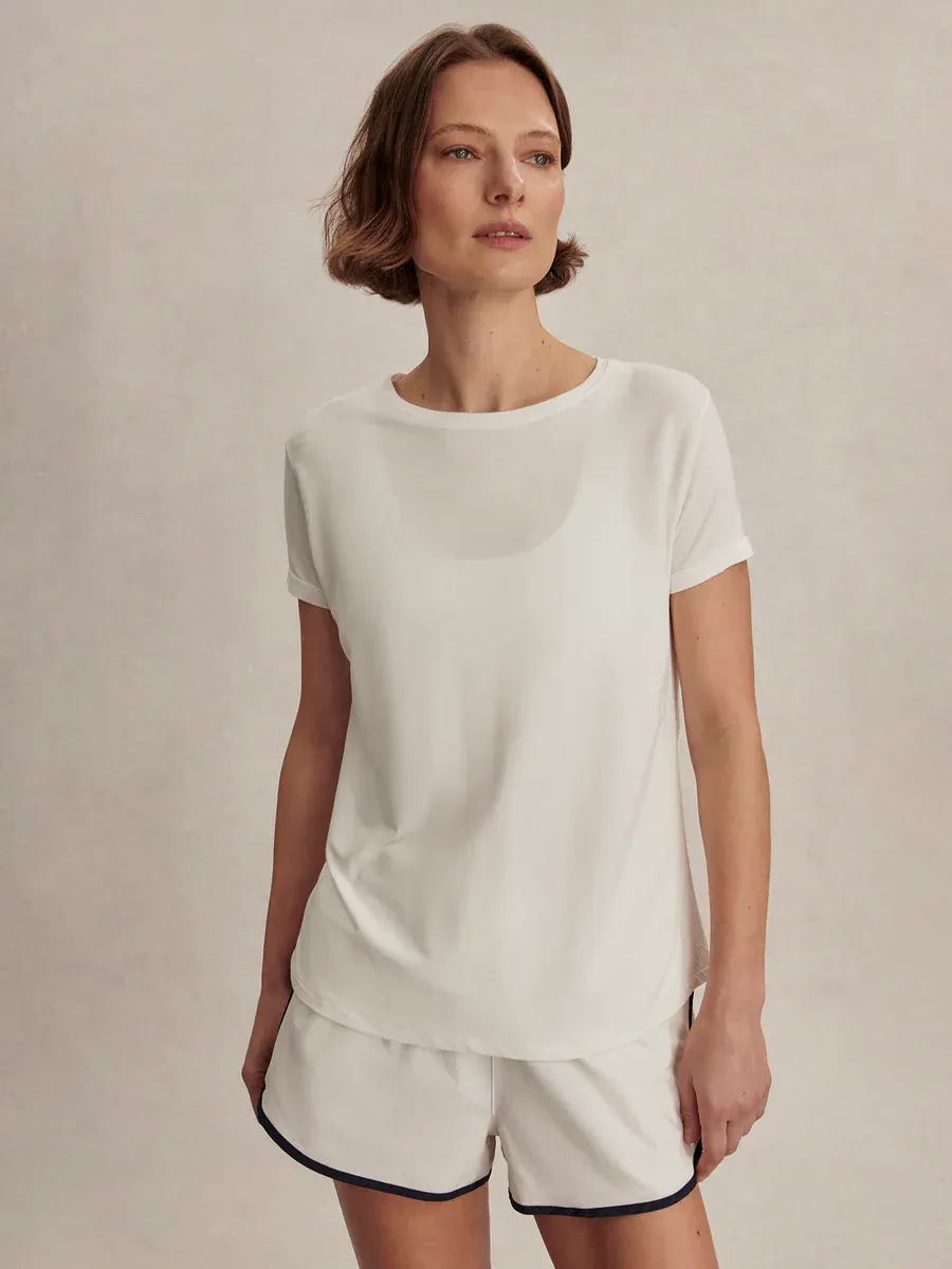 Saskia Seamless Longline Tee-White 