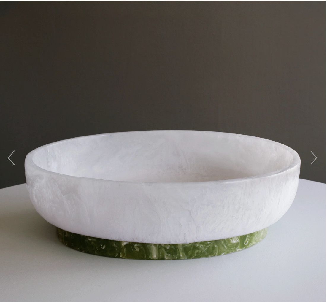 Resin Rio Large Oval Bowl with Base- white and green