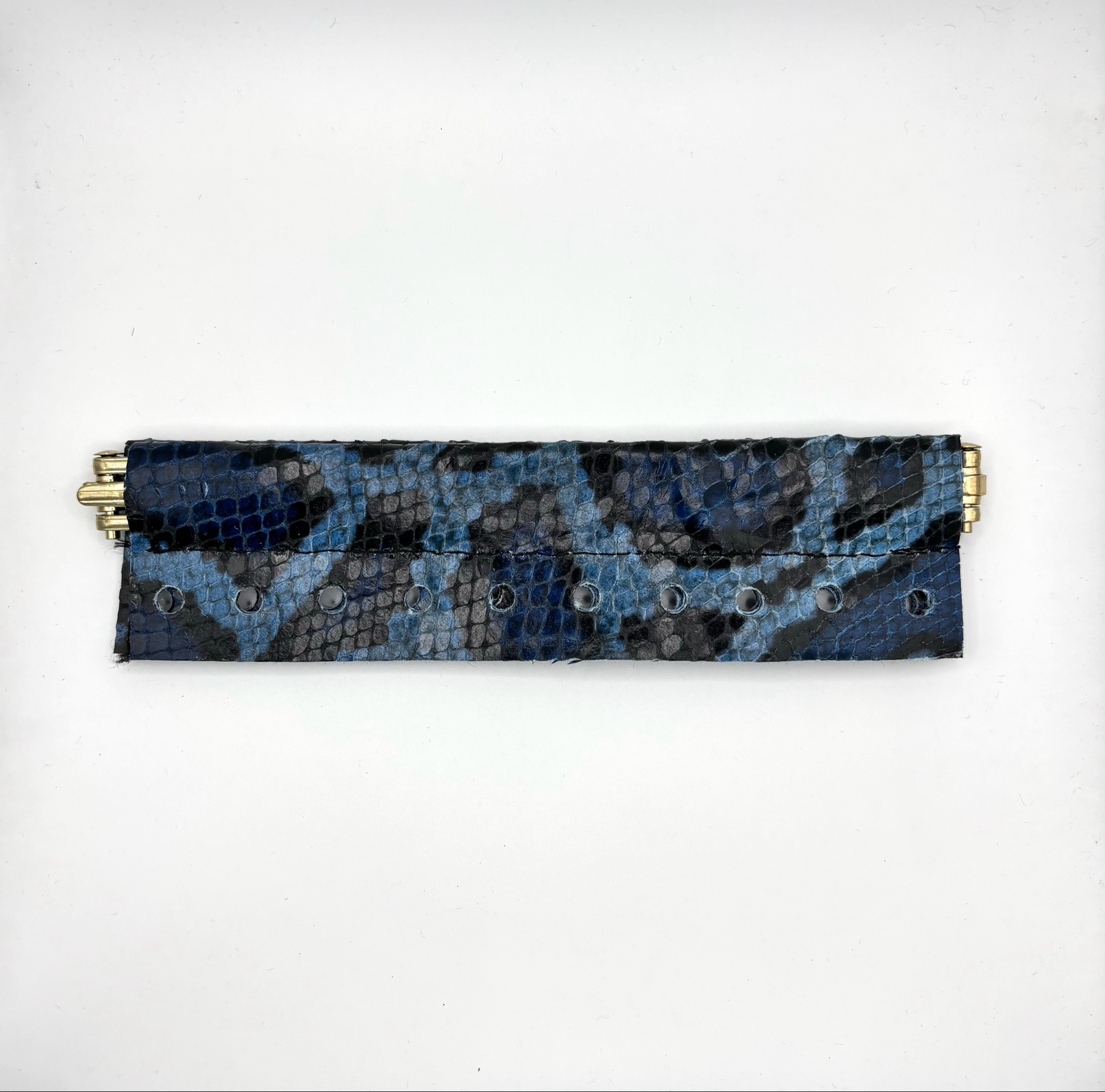 Cerniera in pelle stampata