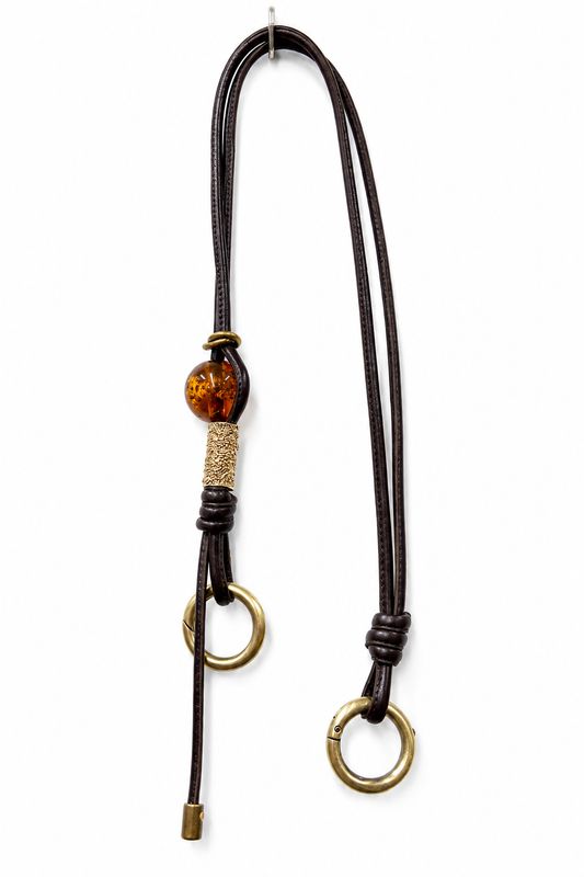 Manico in pelle artigianale con perle