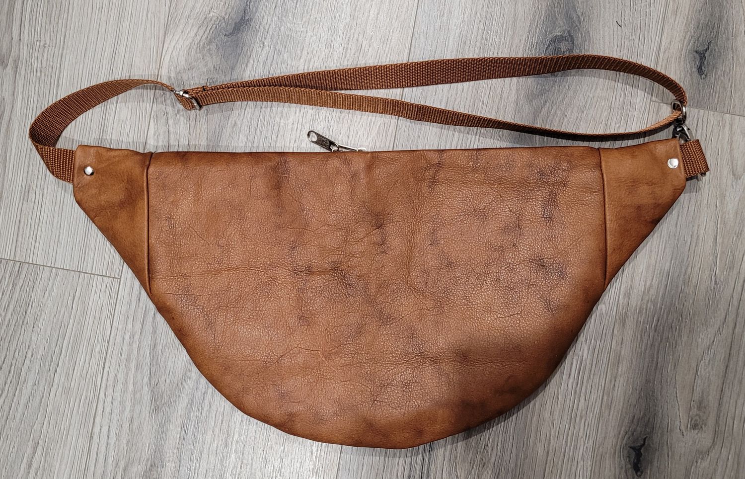 Nerka se skóry naturalnej