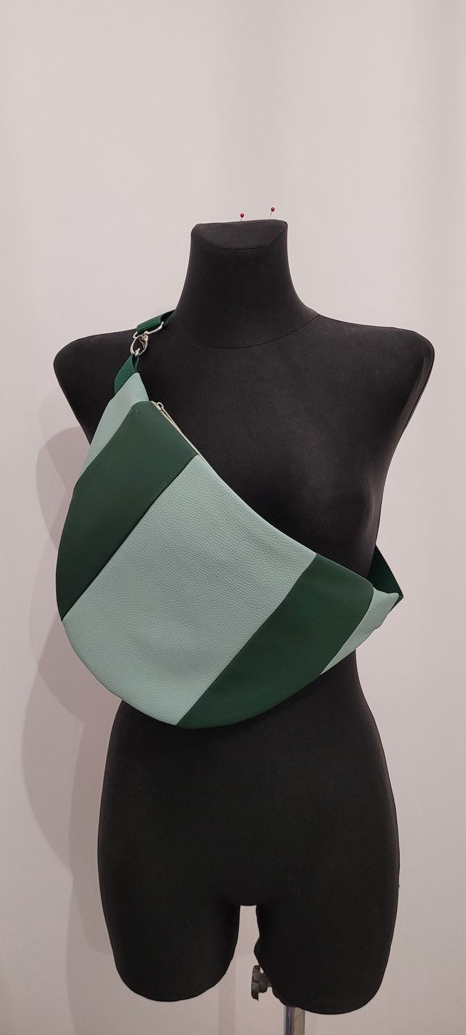 Nerka w zielone paski