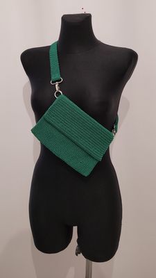 Nerka zielona robiona na szydelku