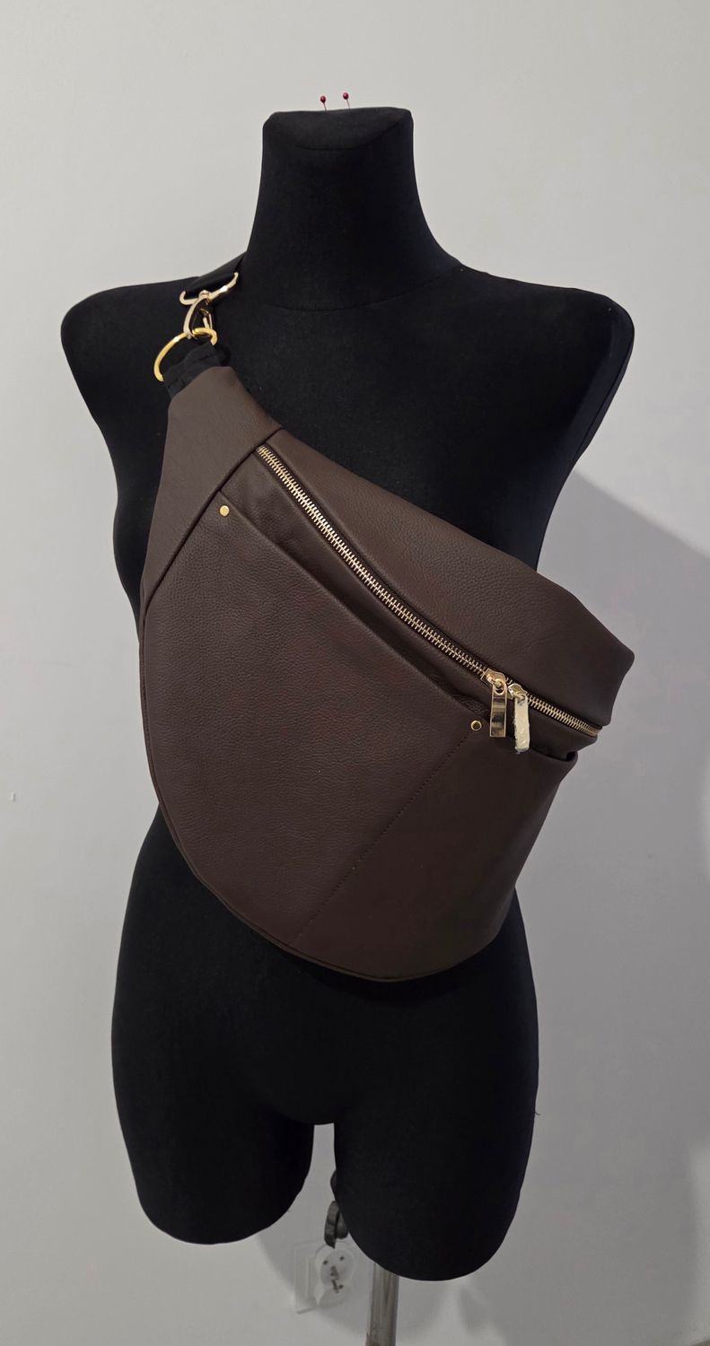 Nerka brazowa ze skory naturalnej