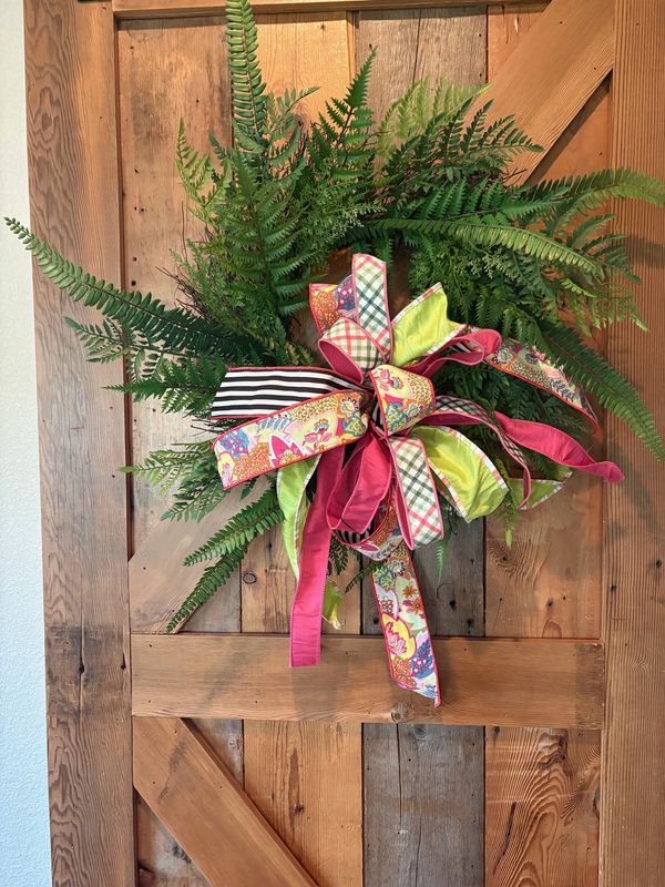 Fern Green Wreath with Large Bow