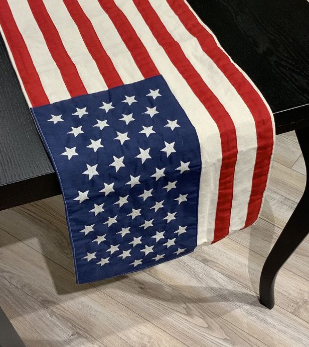 Canvas 1912 American flag runner