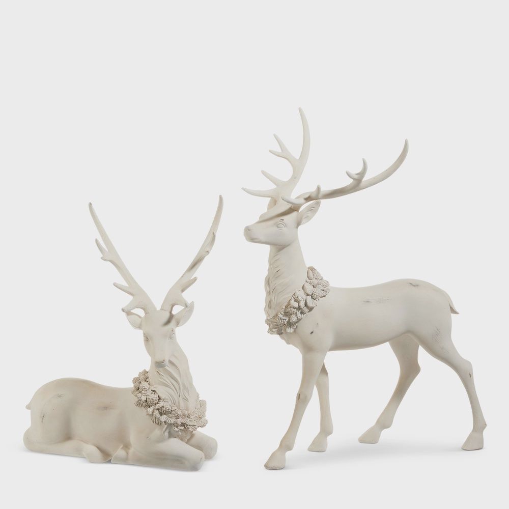 18" White Deer w/ Holly Wreath
