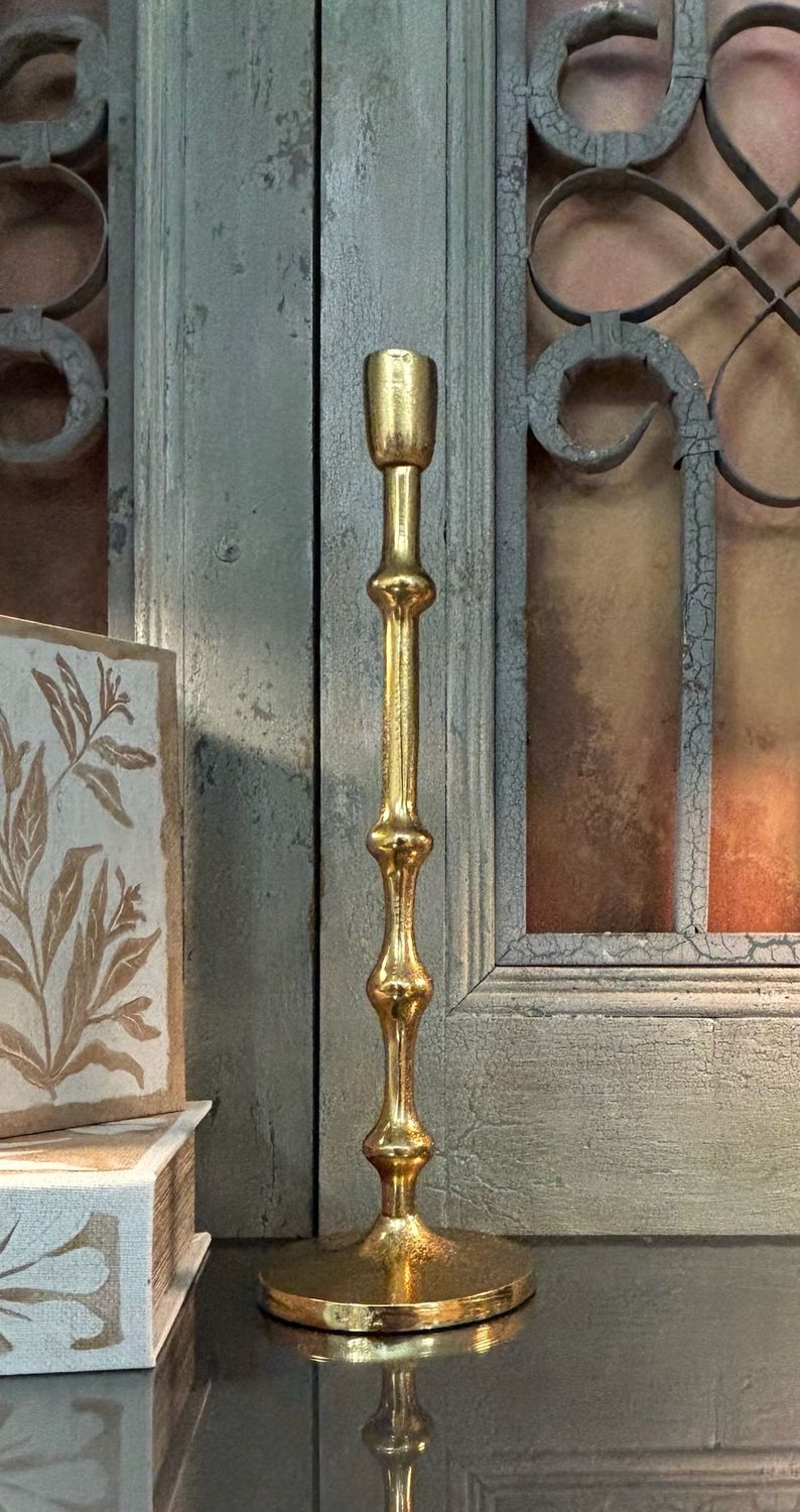 Gwen Golden Candlestick 23.5"