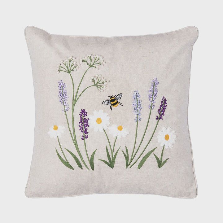 18" Lavender &amp; Bee Garden Pillow