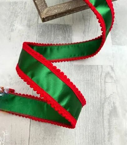 Red Trim Met. Green Ribbon