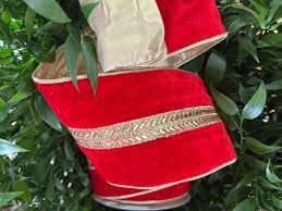 Red Trim Met. Red