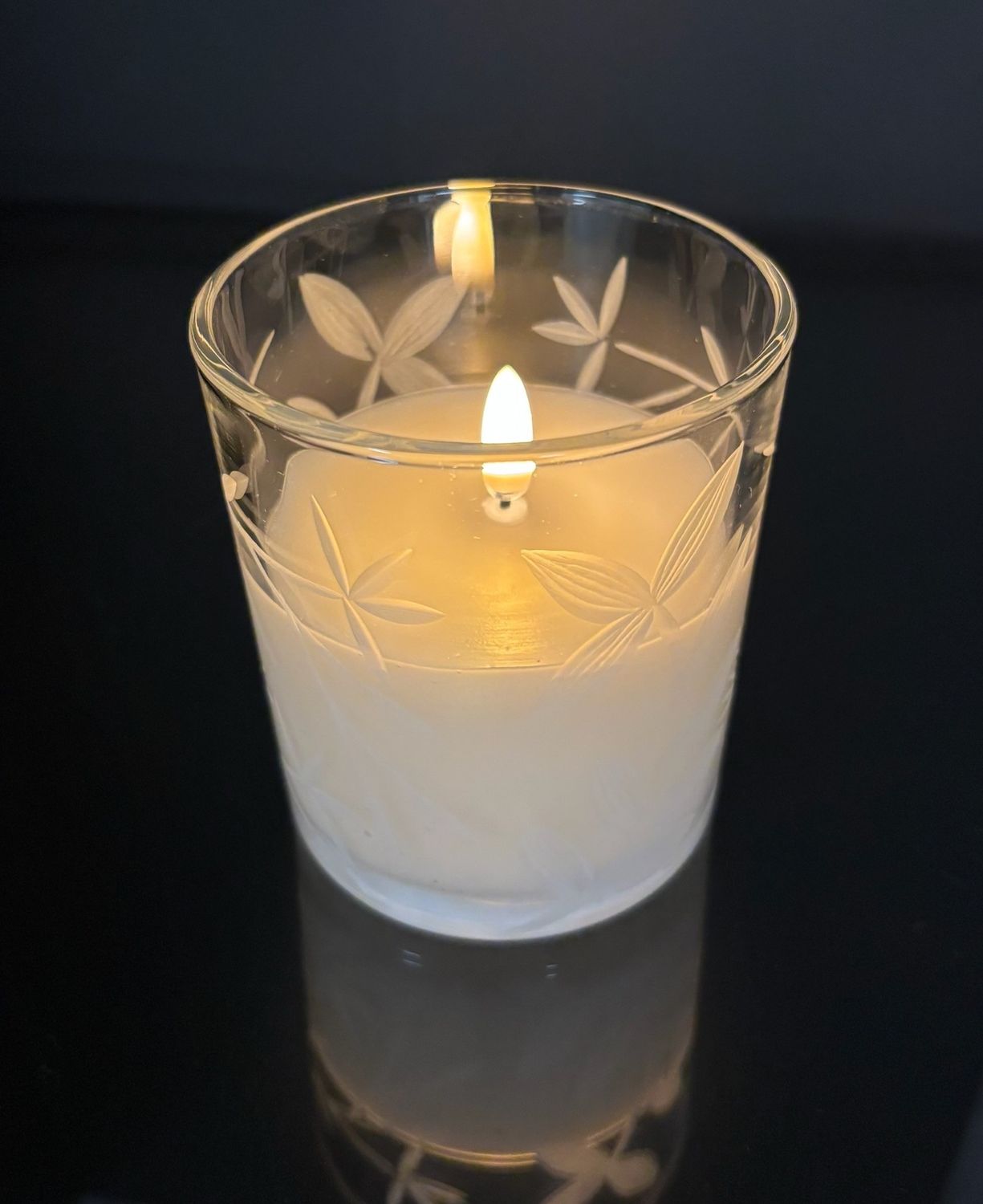 3.25" × 4" Rad. Ivory Floral LED Candle