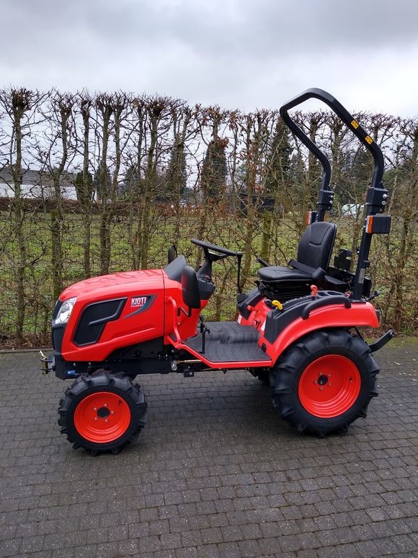 Kioti CS2220U