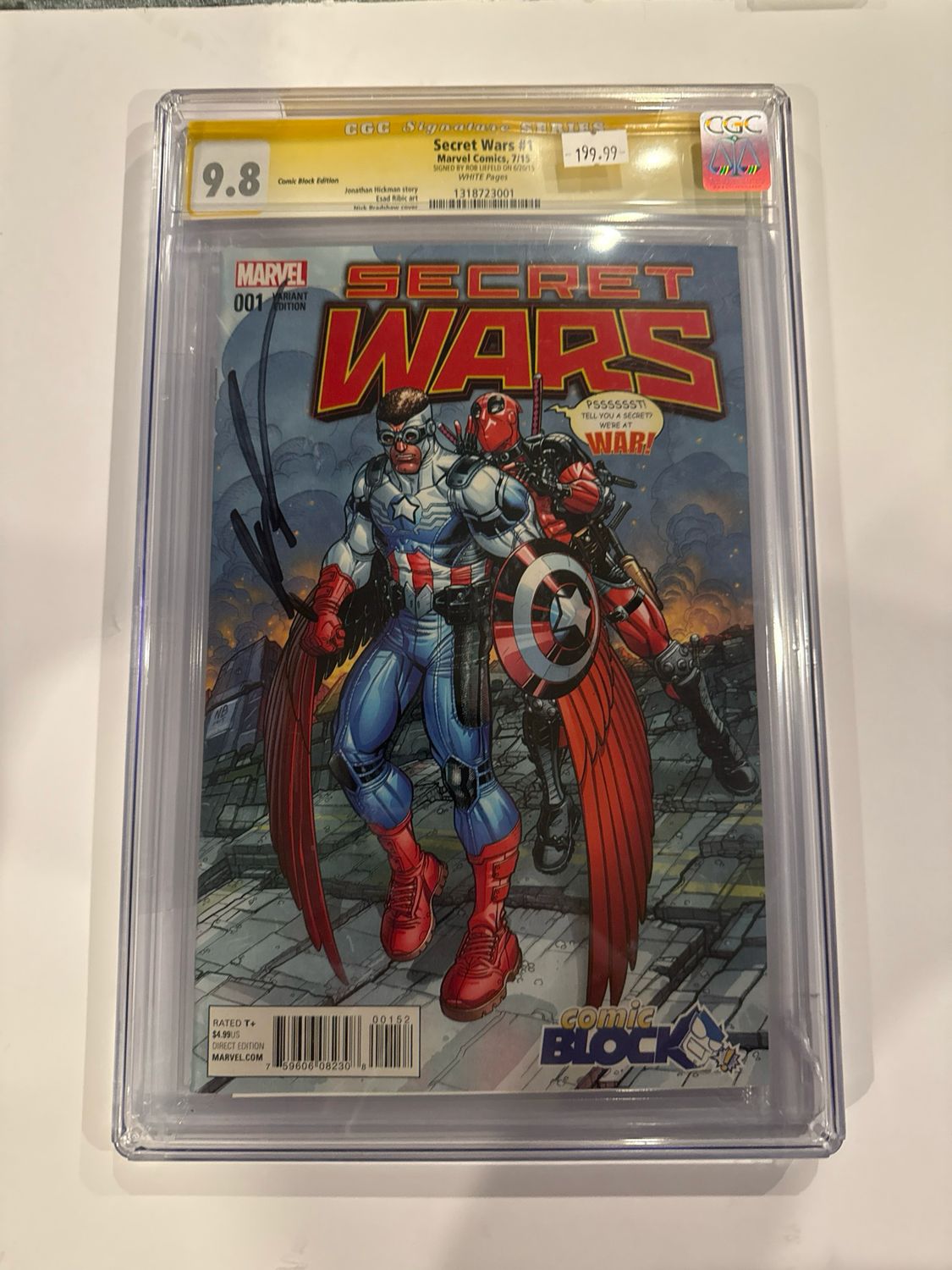 Secret Wars 001 Signed by Rob Liefeld CGC 9.8