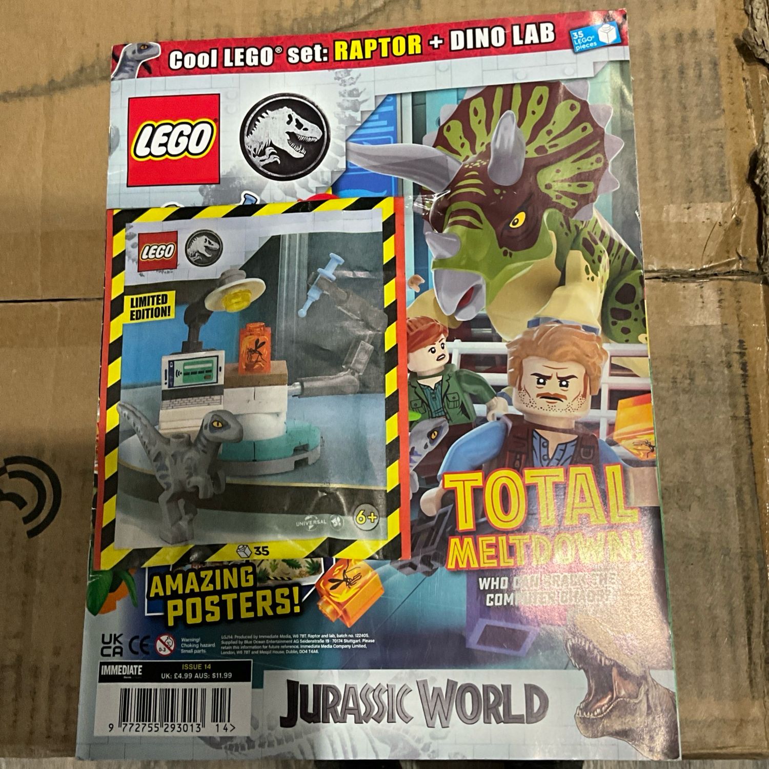 LEGO Jurassic World Park Magazine No. 14 + Raptor Figure With Dino Lab SEALED