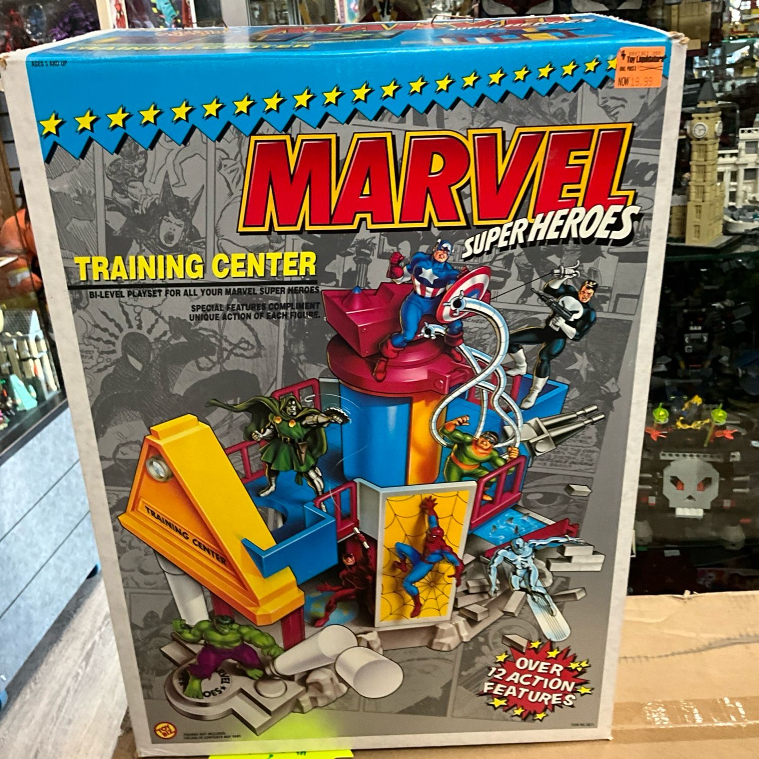 Training Center 1990 MARVEL SUPER HEROES Toy Biz SEALED