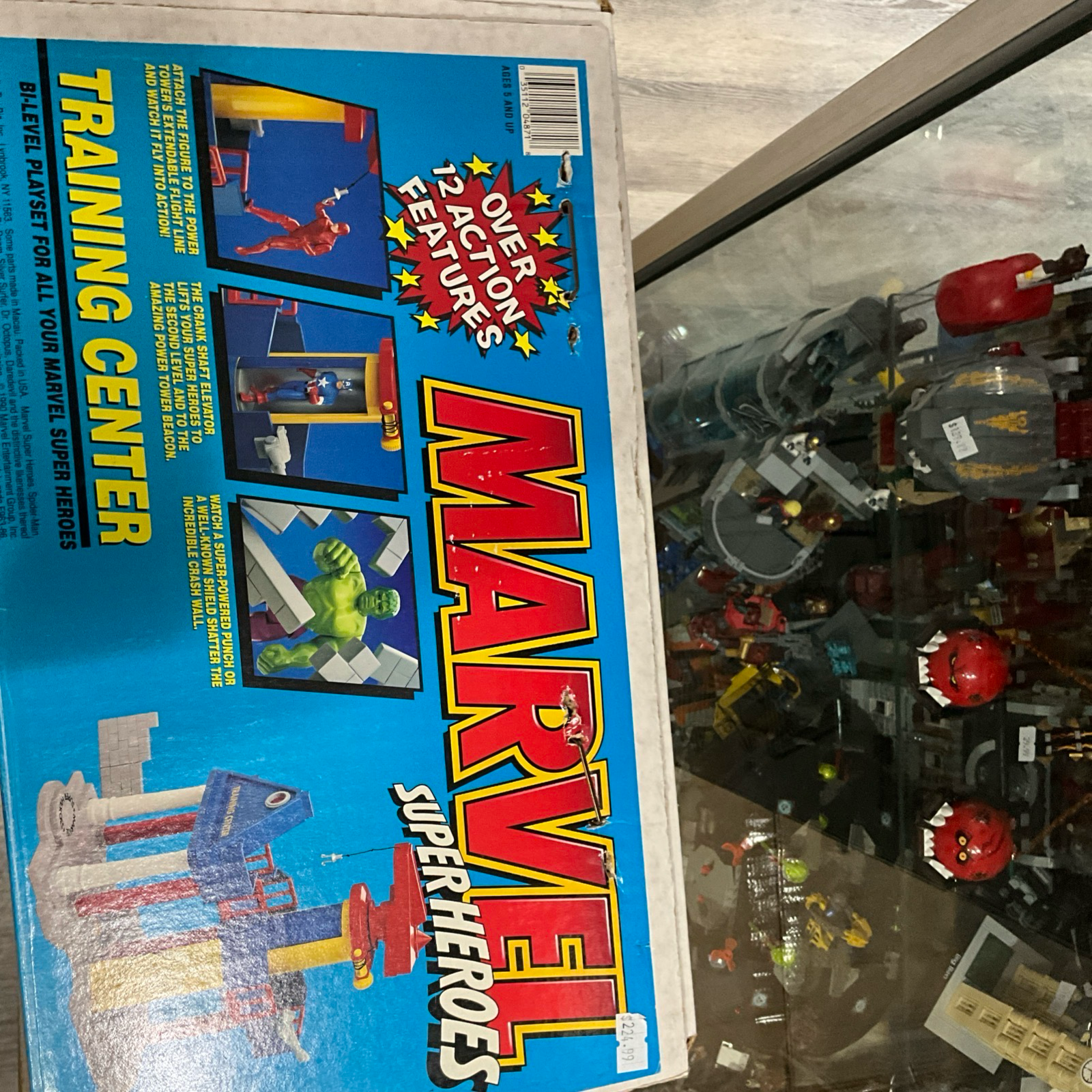 Training Center 1990 MARVEL SUPER HEROES Toy Biz SEALED