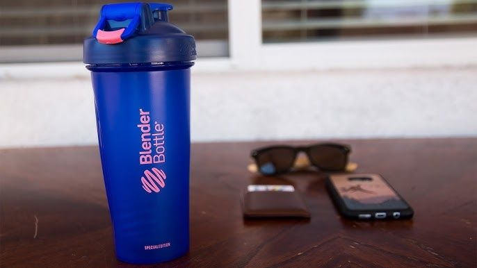 Blender Bottle Classic / BLUE / 28oz