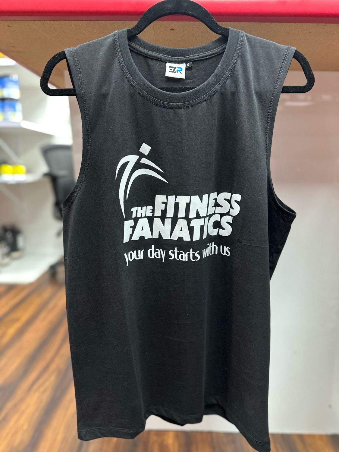 Tank / Black / Large