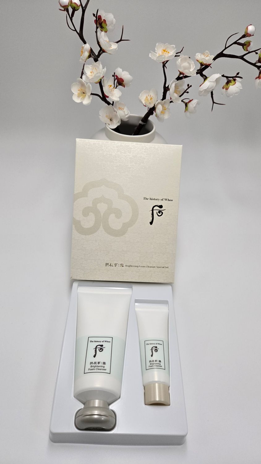 The Whoo Gongjinhyang: Seol Brightening Foam Cleanser Special Set